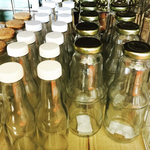 Glass bottle logo