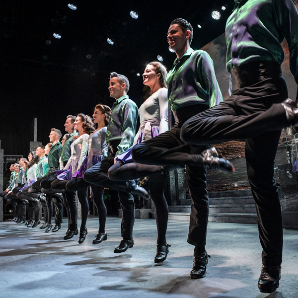 Irish dance logo