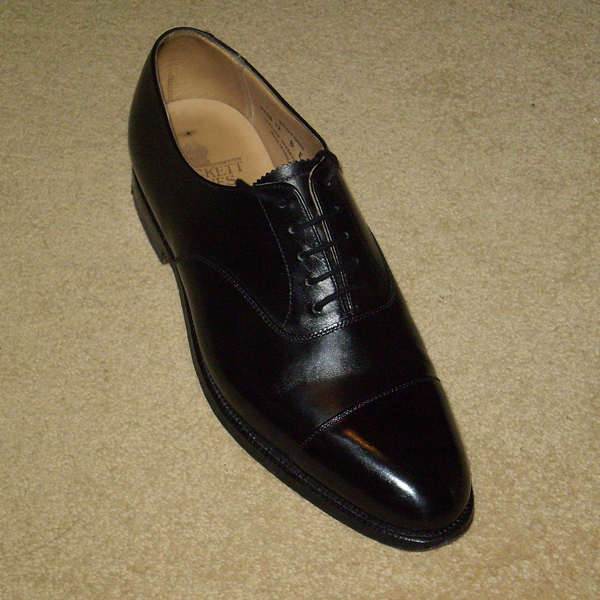 Oxford shoe logo