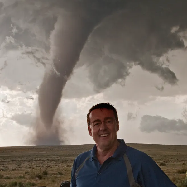 Storm chasing logo
