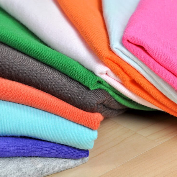 Stretch fabric logo