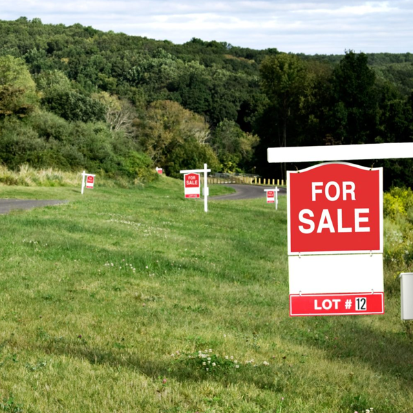 Land lot logo