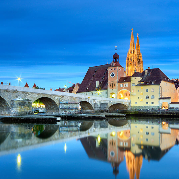 Regensburg logo
