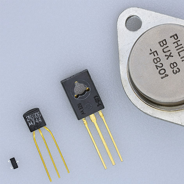 Transistor