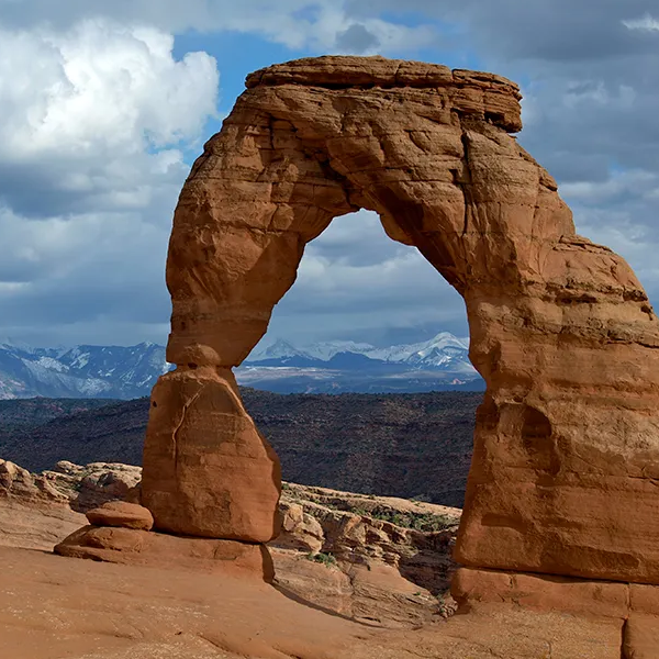 Arch logo