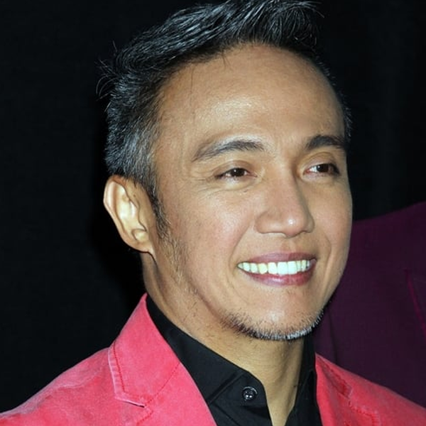 Arnel Pineda logo