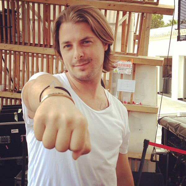 Axwell