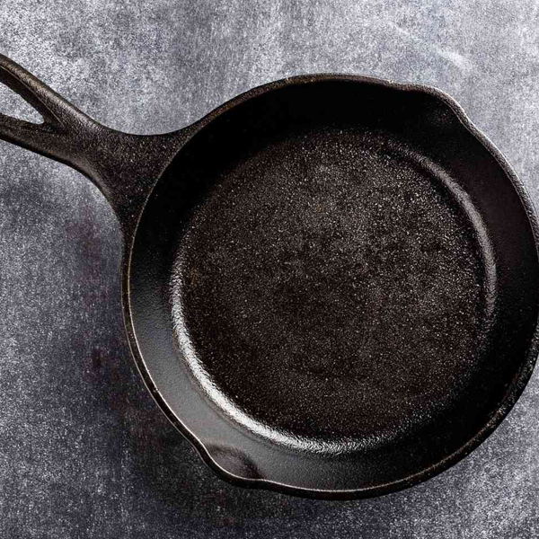 Cast iron logo