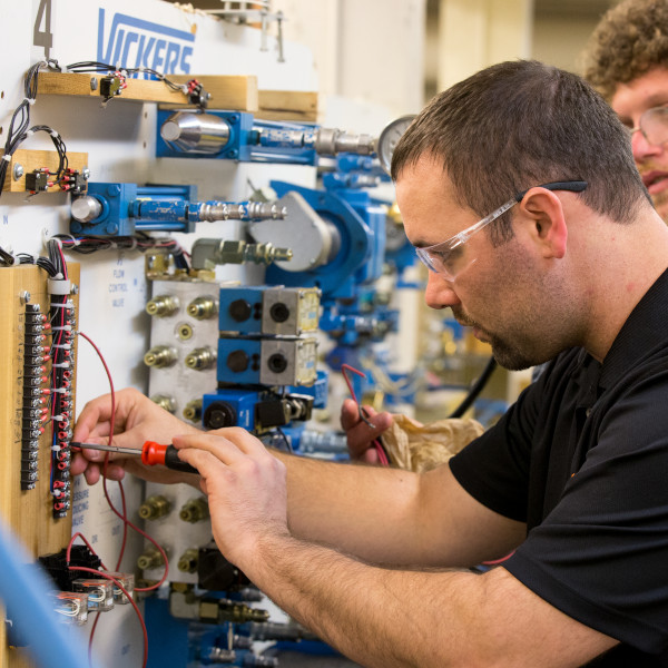 Electrical engineering technology logo