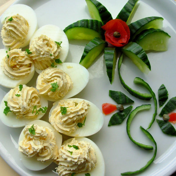 Garnish (food)