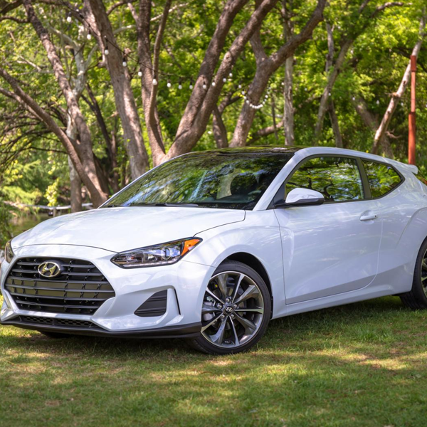 Hyundai Veloster logo