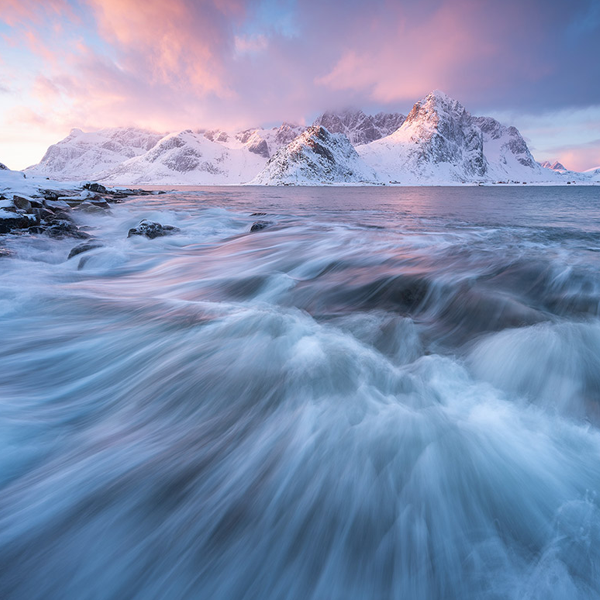 Long-exposure photography logo