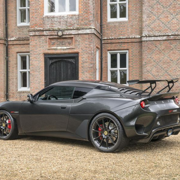 Lotus Evora logo