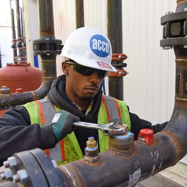 Pipefitter logo