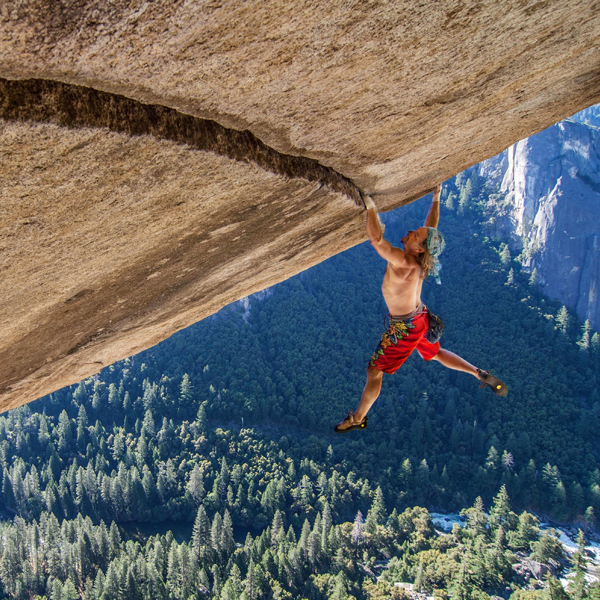 Solo climbing logo