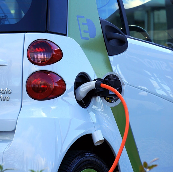Zero-emissions vehicle logo