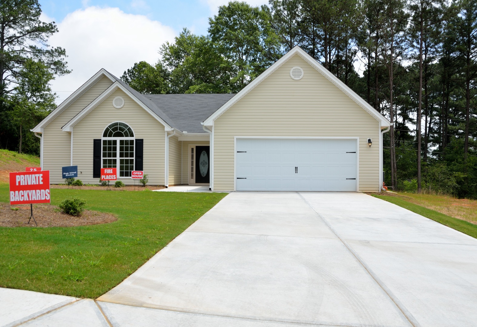 Buying a House logo