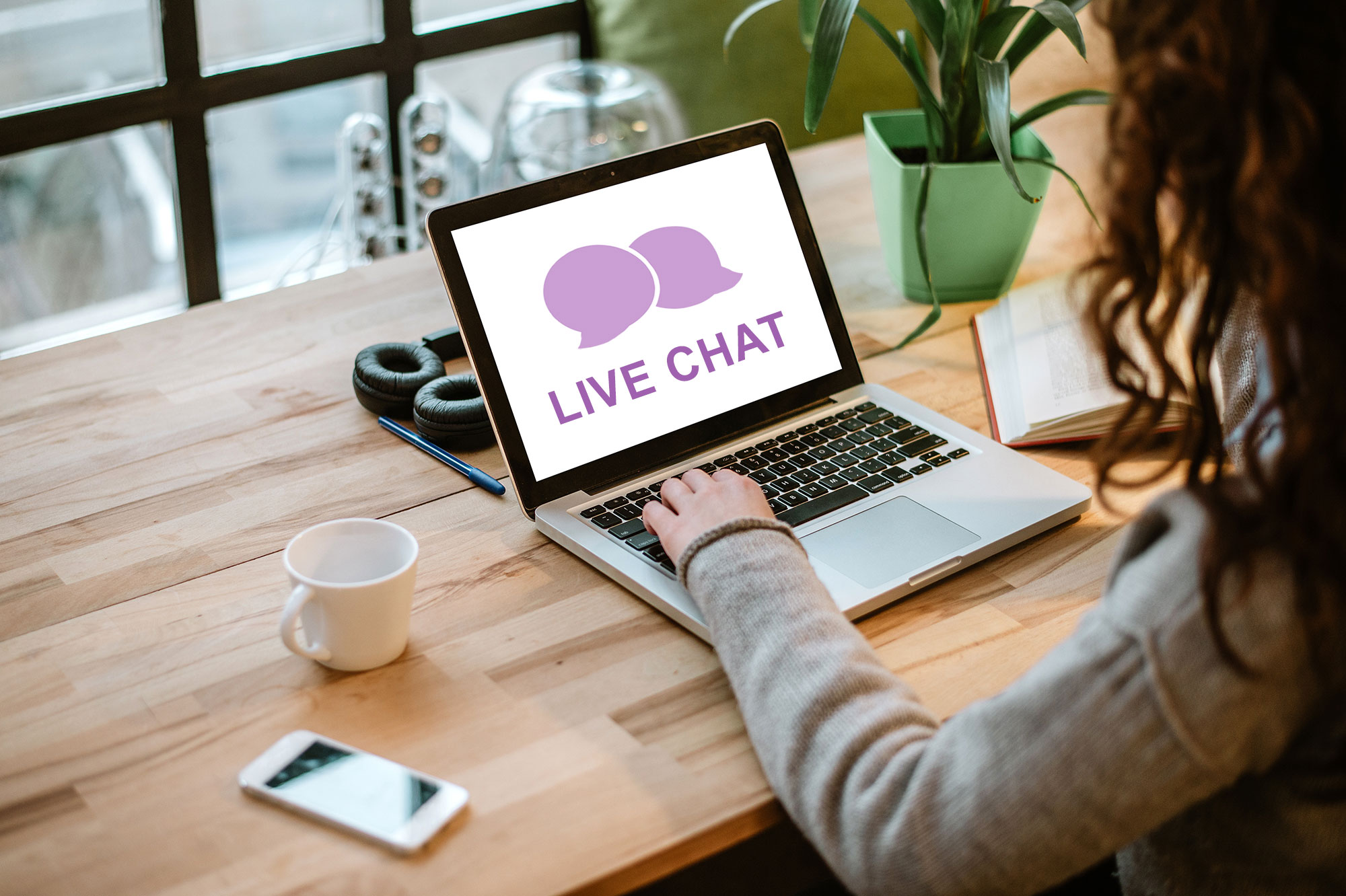 Chat room logo