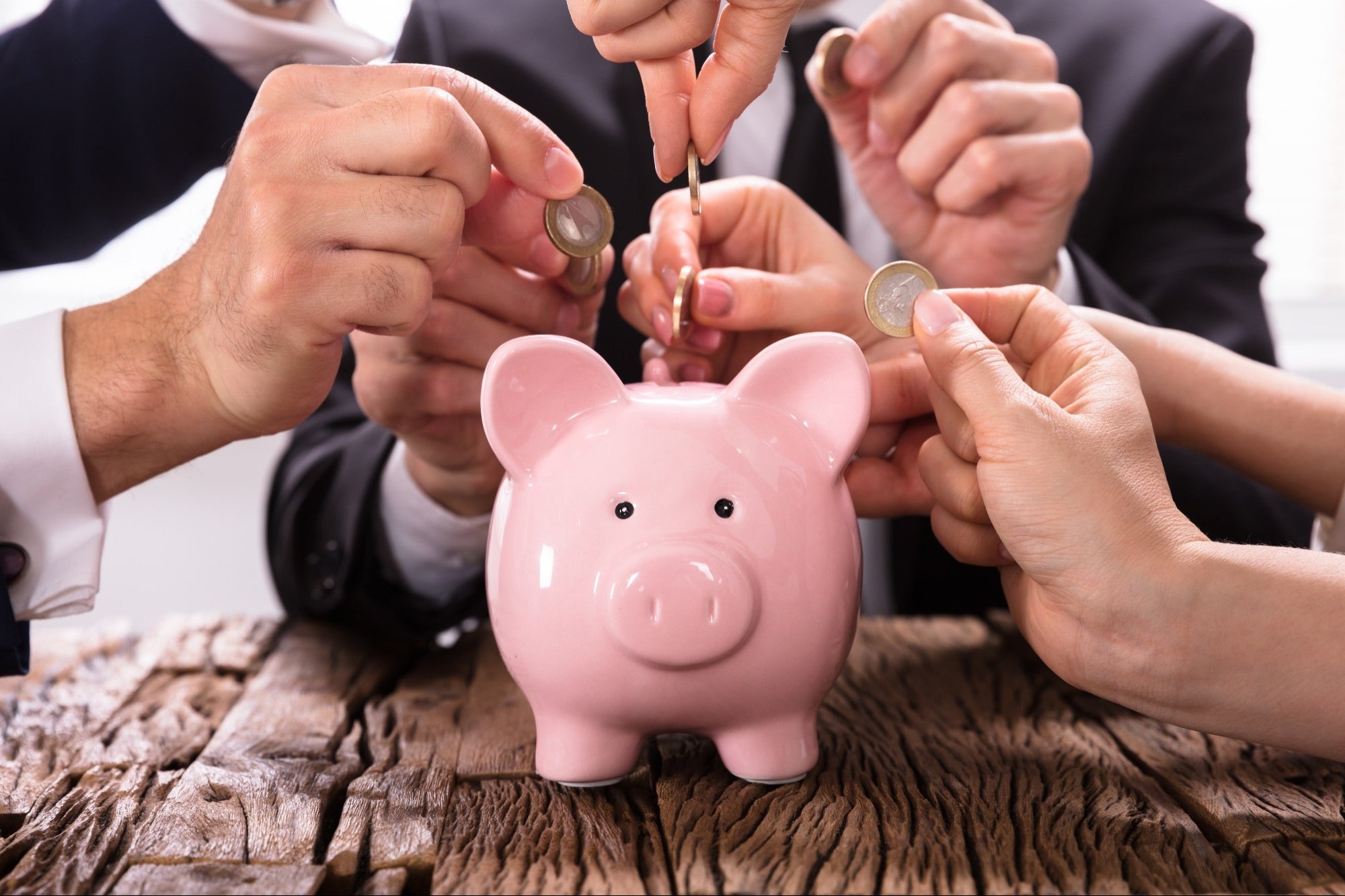 Crowdfunding logo