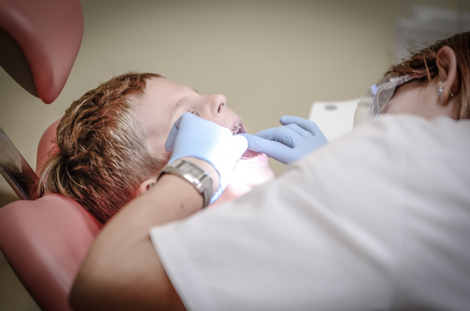 Dentist logo