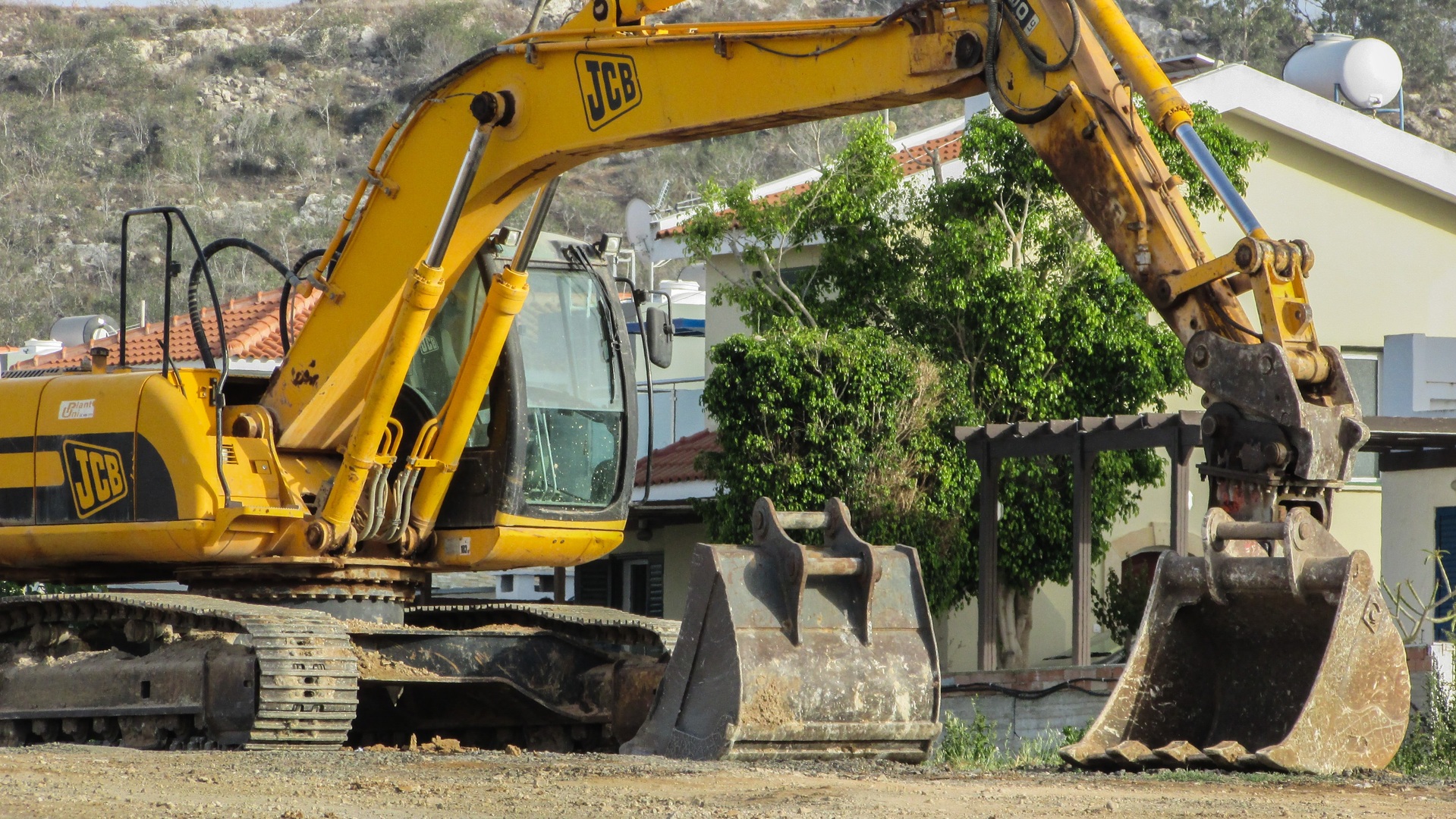 Heavy equipment logo