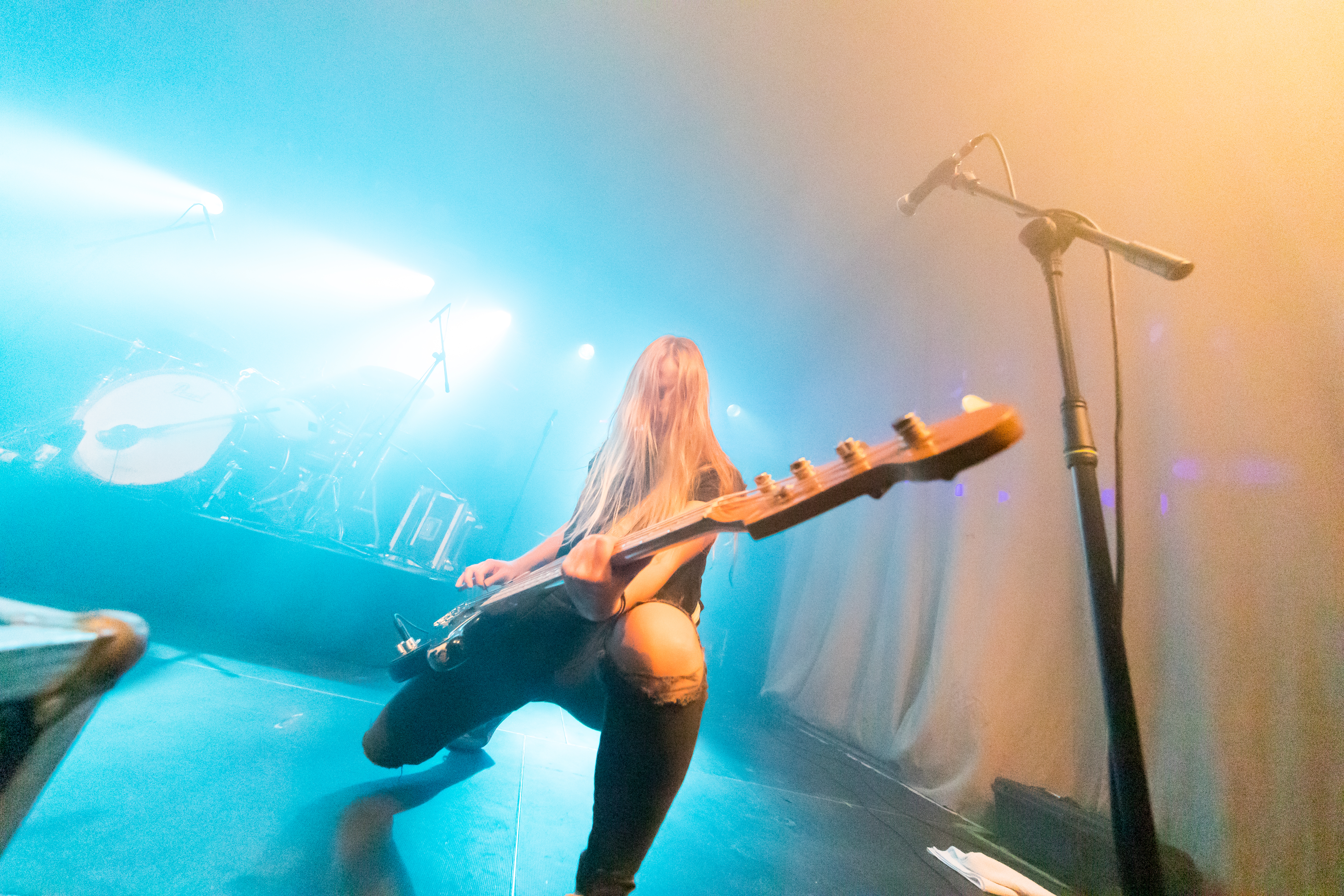 Heavy metal music