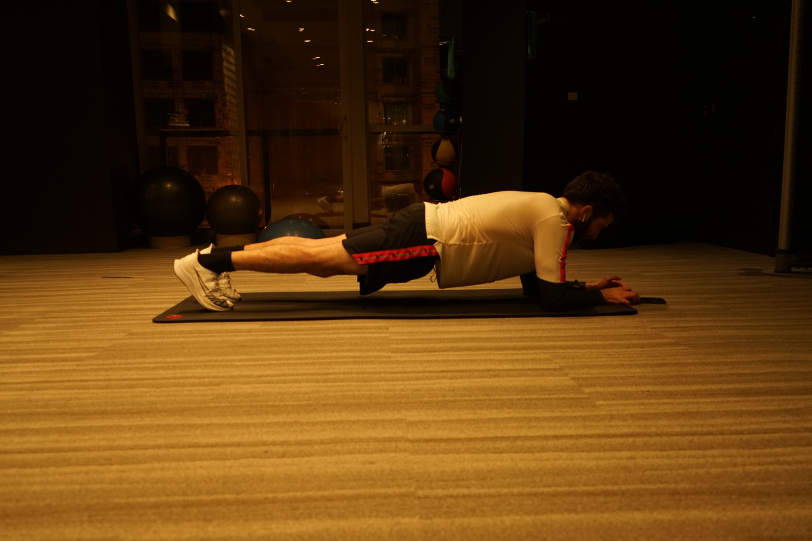 Interval training logo