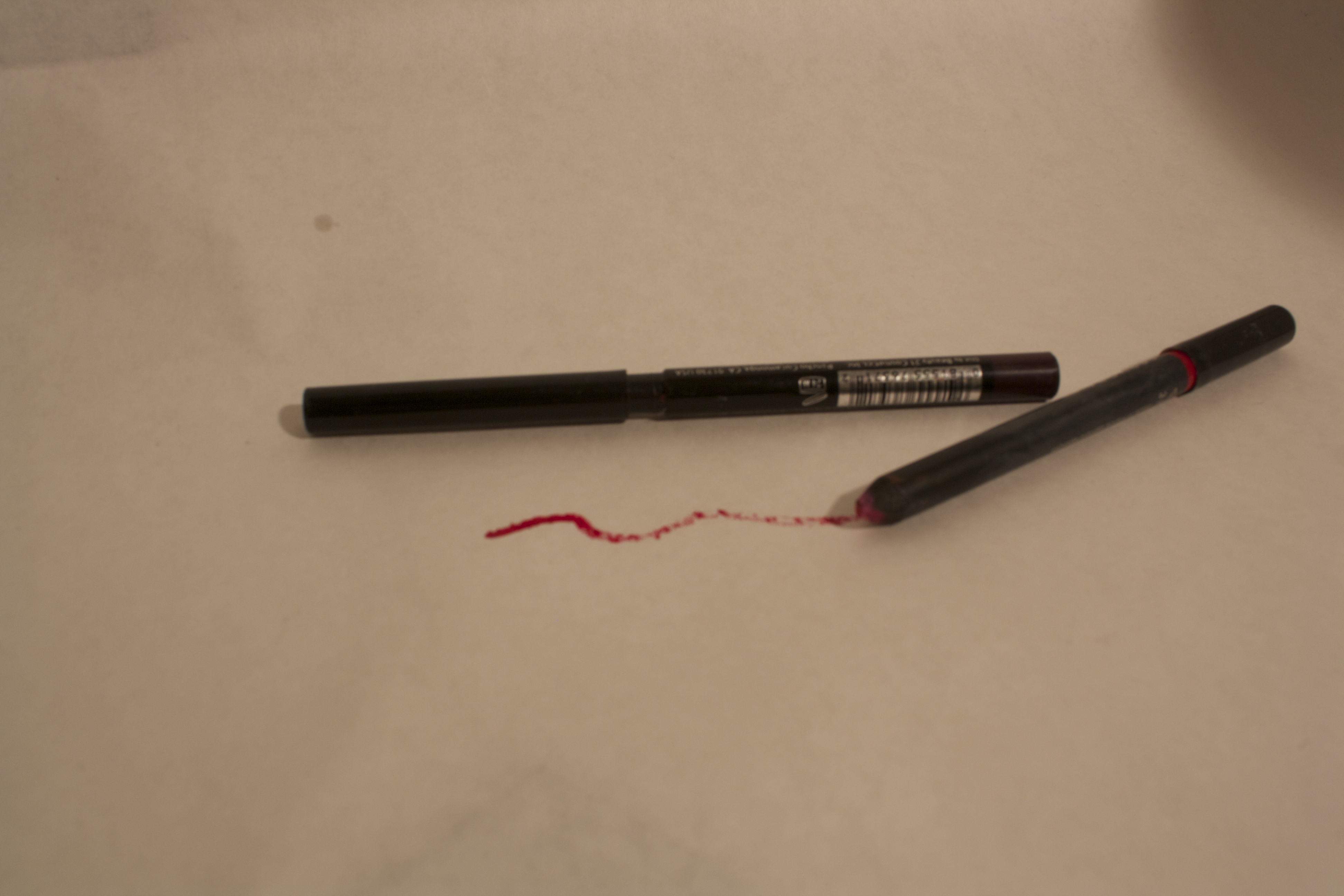 Lip liner