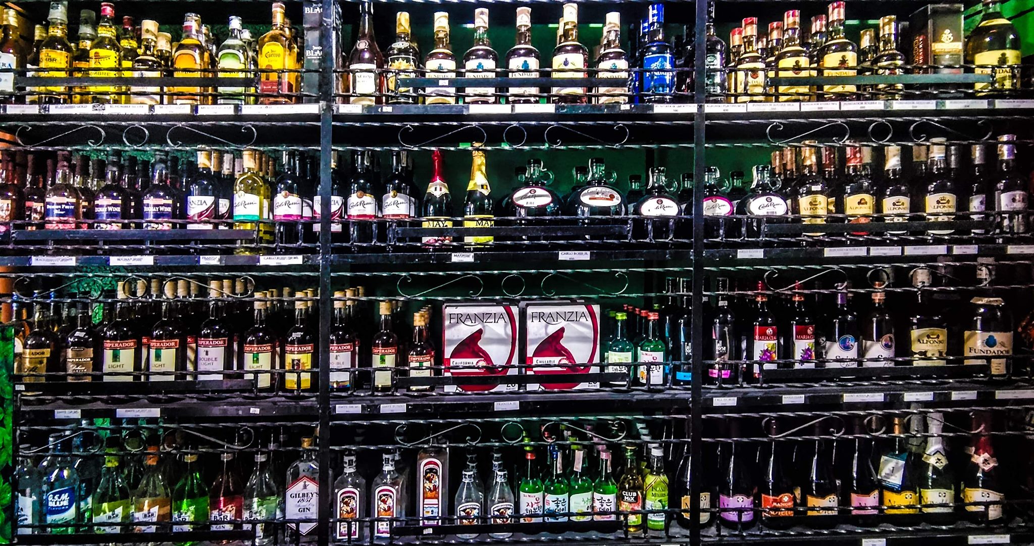 Liquor store logo