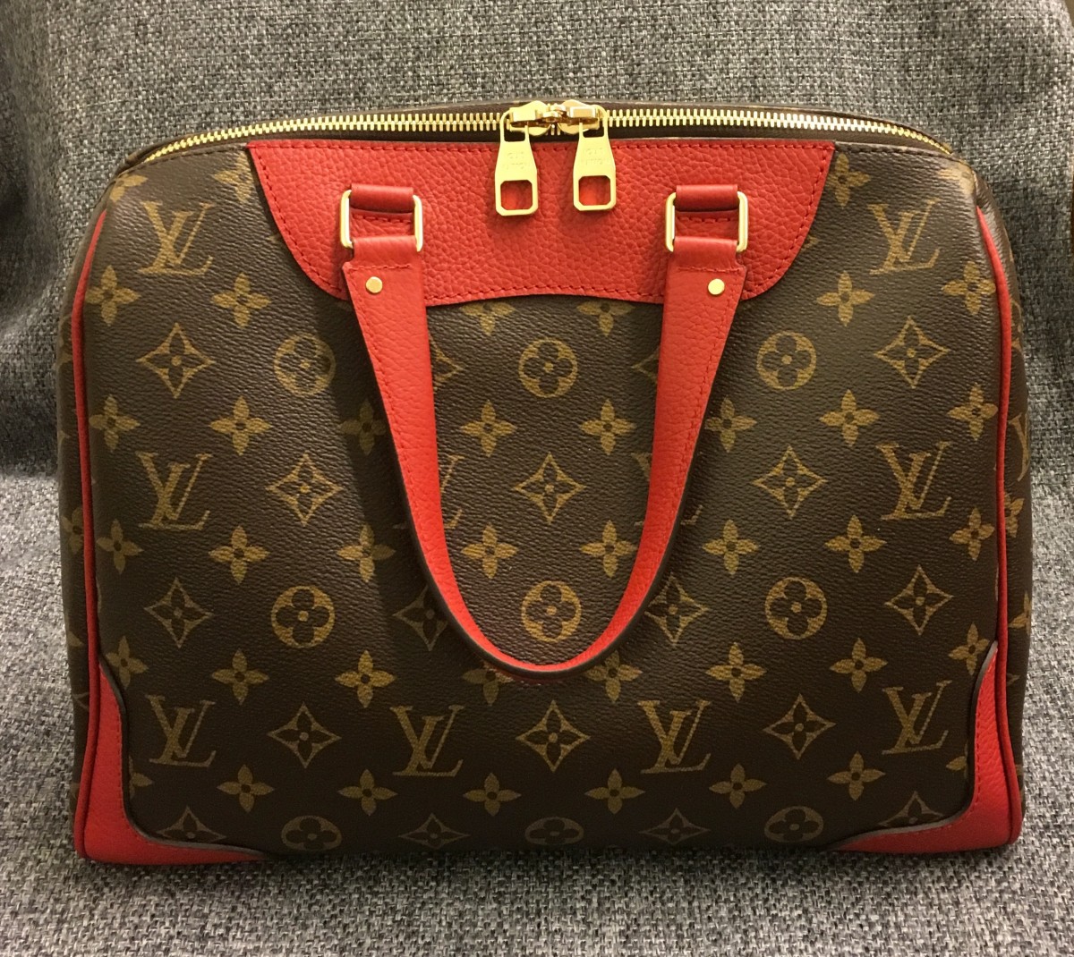 Monogrammed Cases And Skins logo
