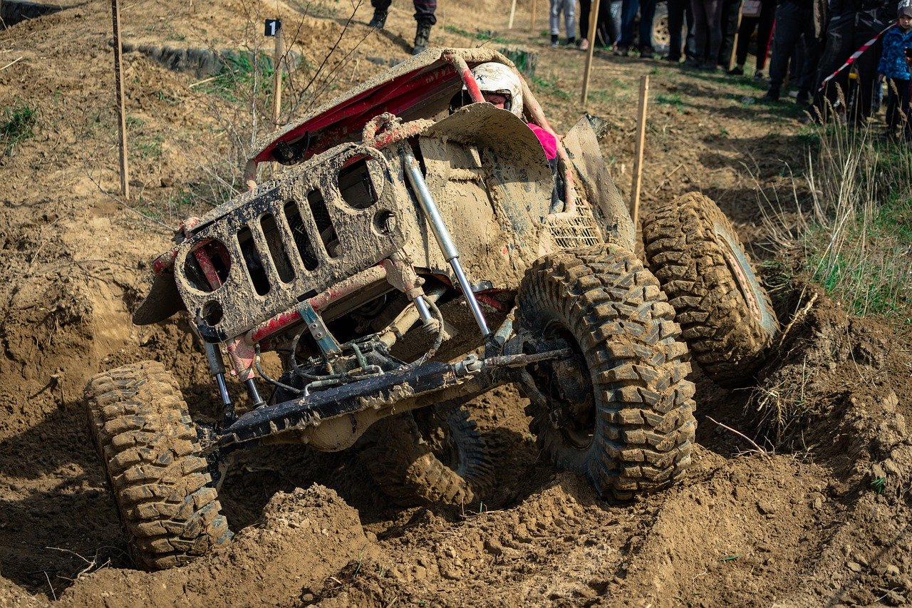 Off-road vehicle logo