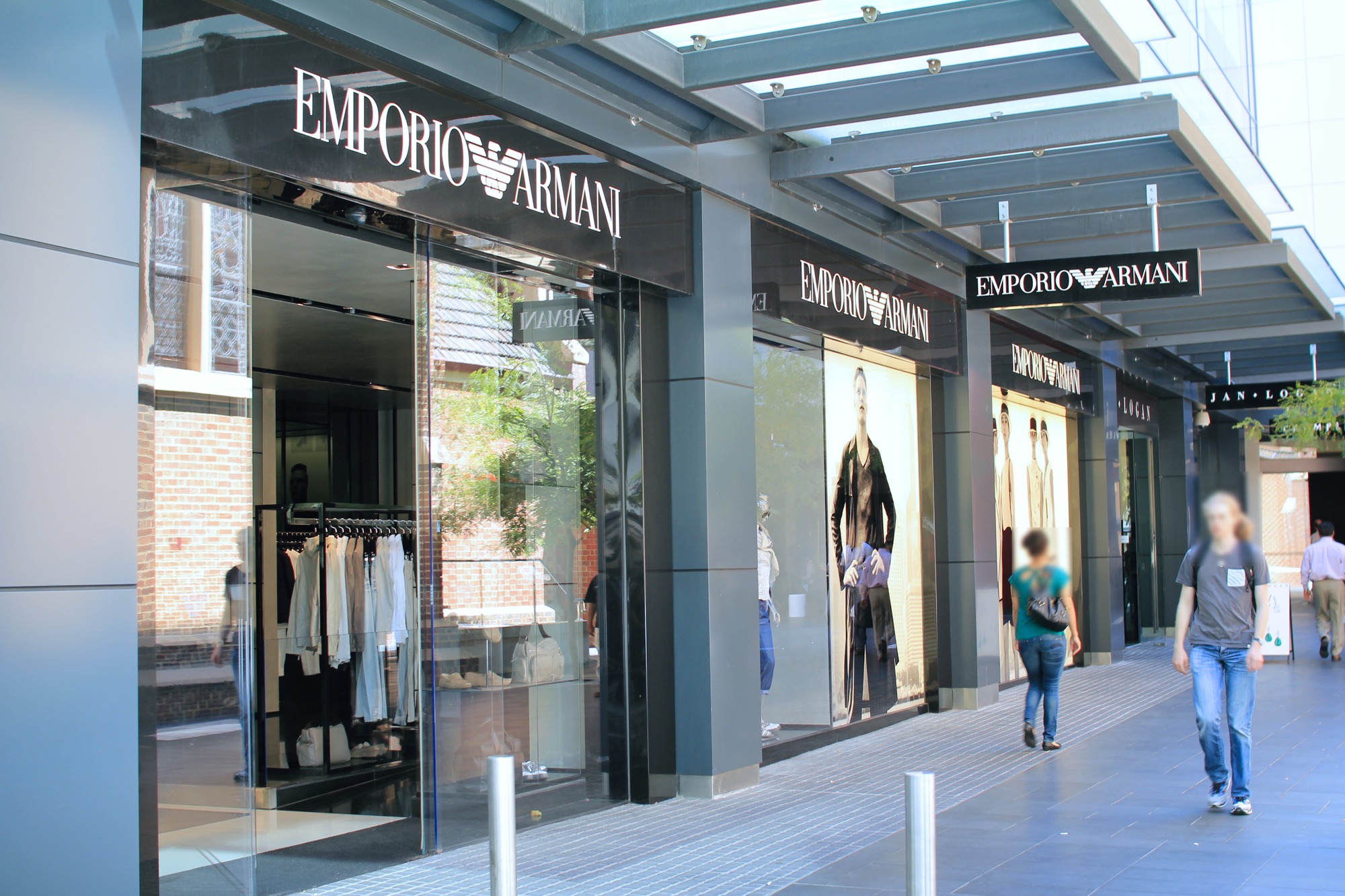 Outlet store
