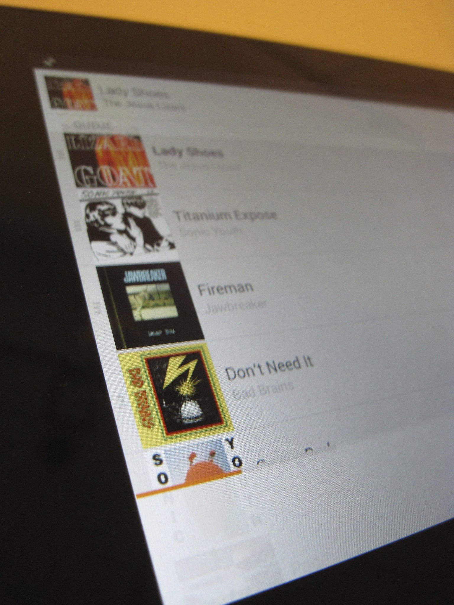 Playlist logo