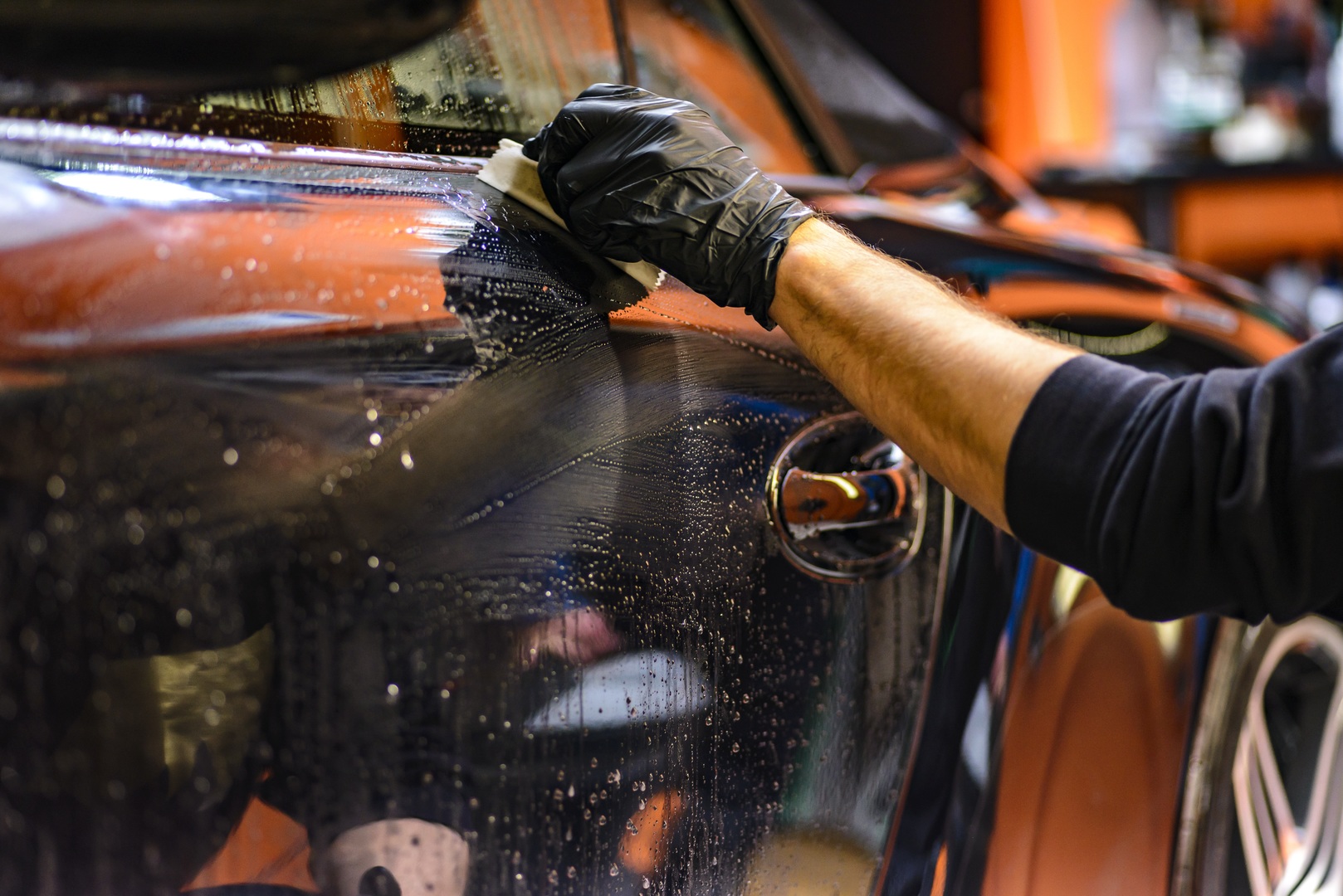 Polishing logo