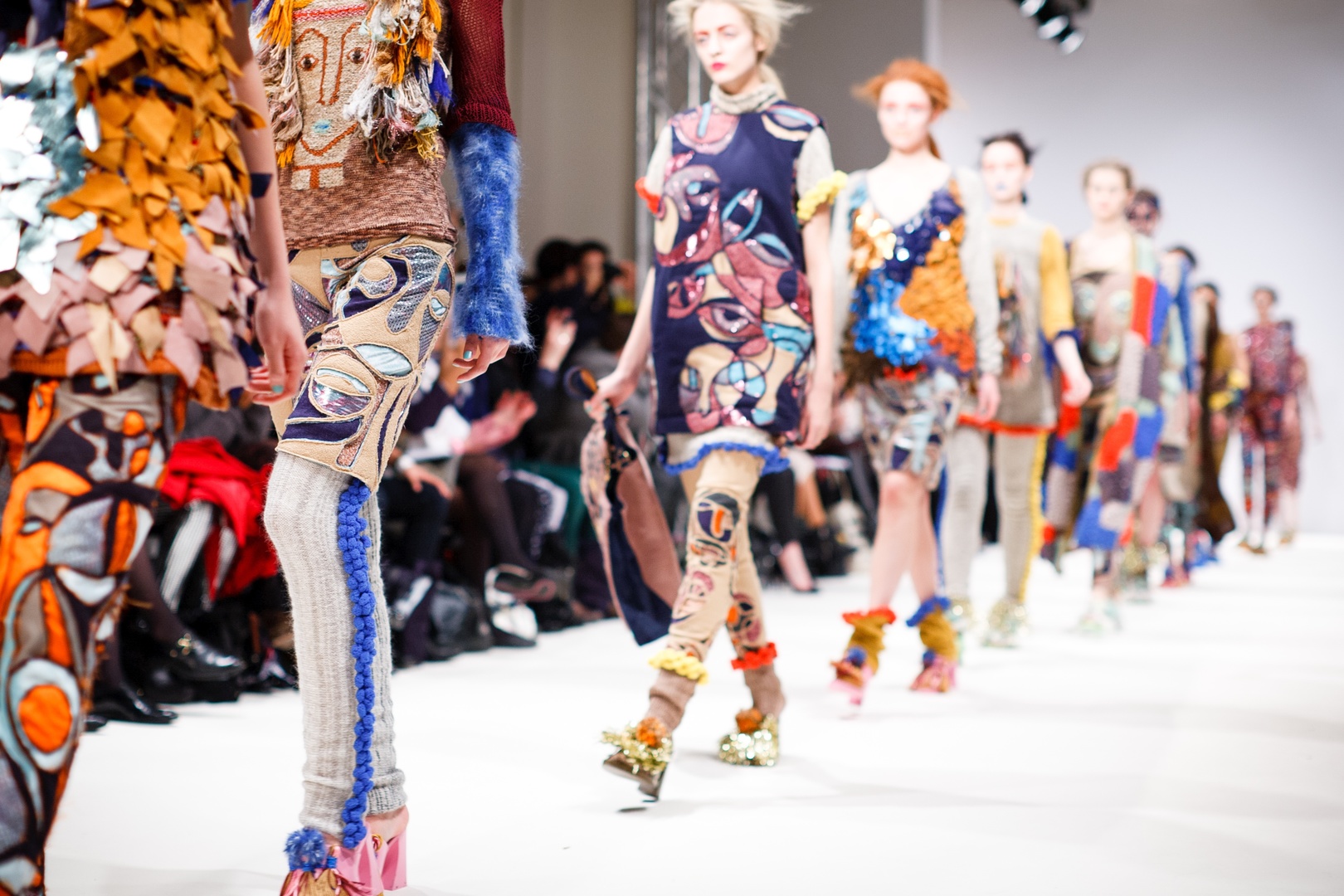 Runway (fashion) logo