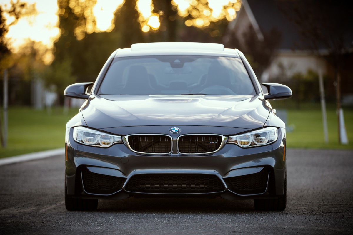 Sports sedan logo