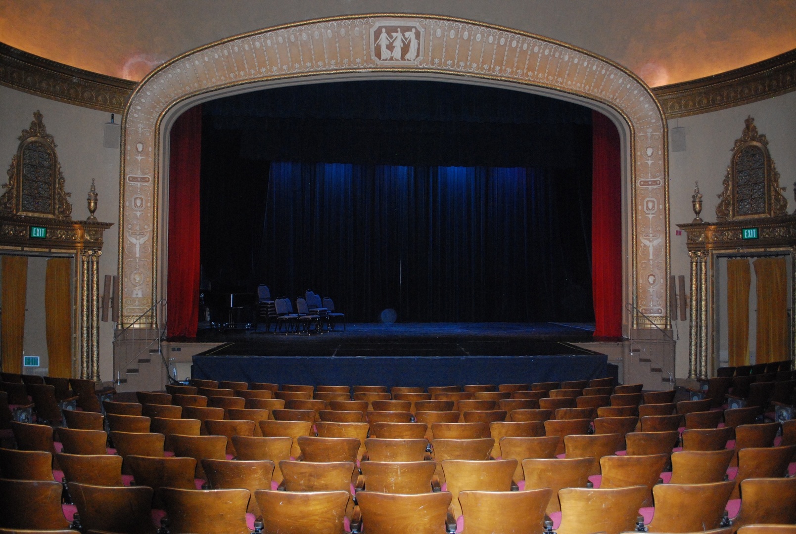 Stage (theatre)