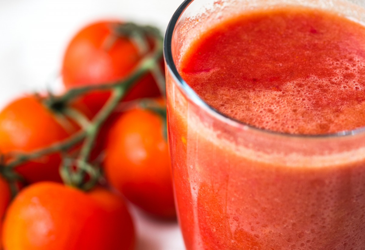 Tomato juice logo