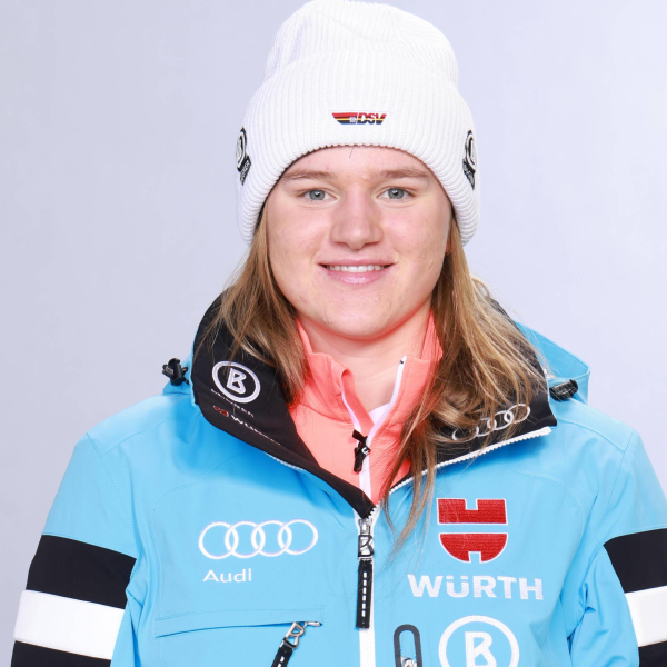 Emma Aicher