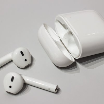 Apple Airpods logo
