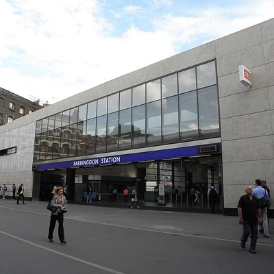 Farringdon station