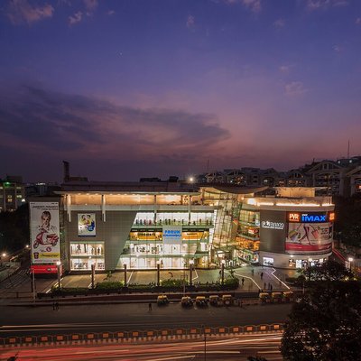 The Forum (shopping mall) logo