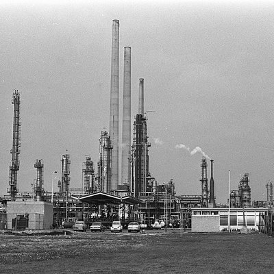 Oil refinery logo