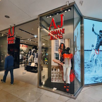 ARMANI JEANS