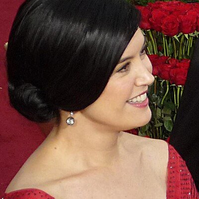 Phoebe Cates logo