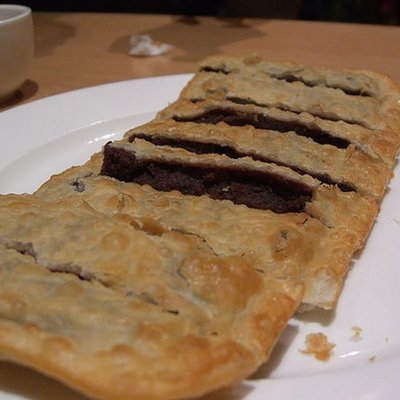 Sweet bean paste