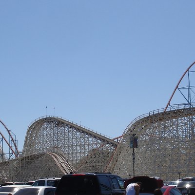 Six Flags Magic Mountain
