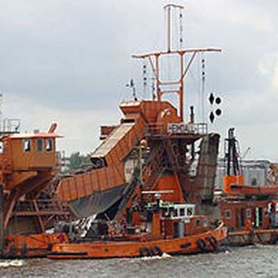Dredging logo