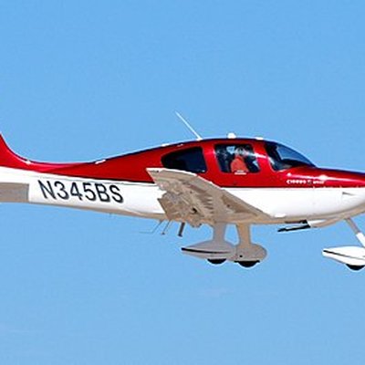Cirrus SR20 logo