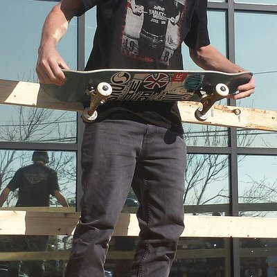 Greg Lutzka
